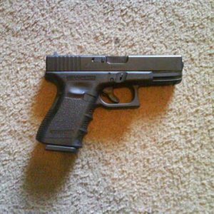 Glock 19 (9mm) (1)
