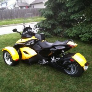 2008 Can Am GS SM5 left